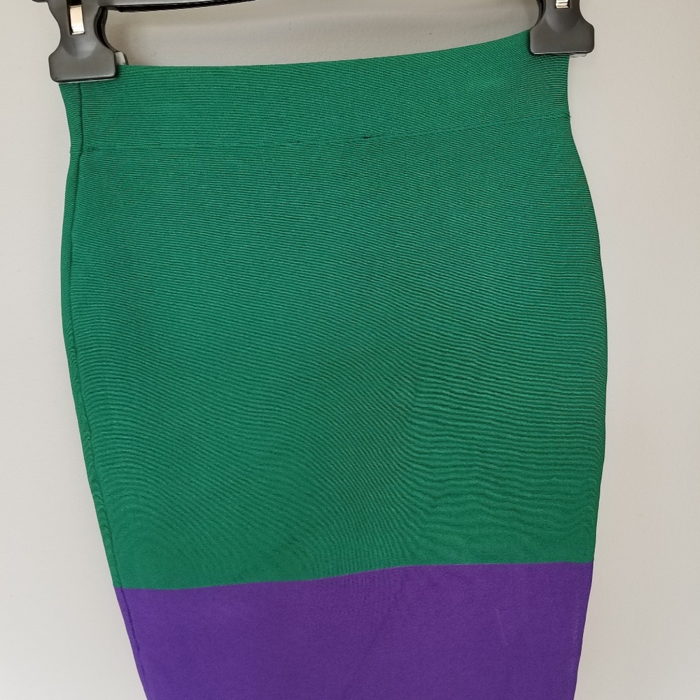 BCBG tight sexy skirt